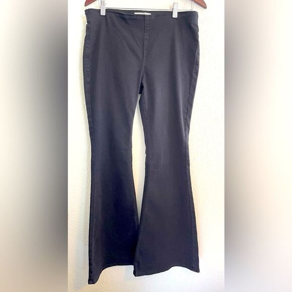 Free People Black Pull On Flare Jean Size 30 - Picture 2 of 5